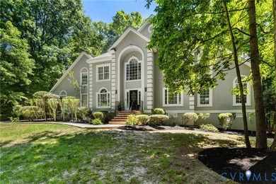 POTENTIAL 1ST FLOOR BEDROOM. Beautifully RENOVATED home - photo 2