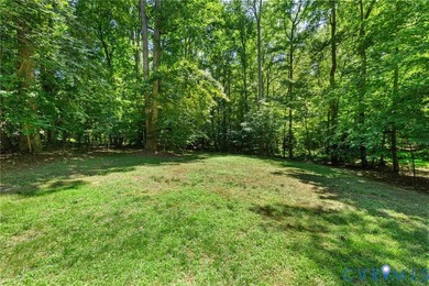 POTENTIAL 1ST FLOOR BEDROOM. Beautifully RENOVATED home - photo 6