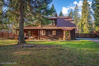 Lake Pend Oreille Home For Sale in Athol Idaho