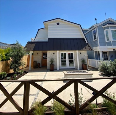 AVAILABLE AUGUST 1 OR LATER. Just four blocks from the beach and - photo 1
