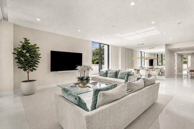 The Royal Palm Villa is an exceptionally rare offering at Royal - photo 11