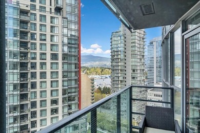 Rarely available Junior 2 Bedroom at The Melville in the heart - photo 12