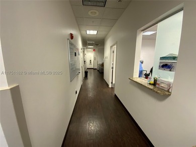 !!!VALUE-ADD MEDICAL OFFICE OPPORTUNITY | FLEXIBLE OCCUPANCY | - photo 17