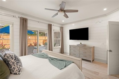 Stunning New Construction Beach Cottage Just Steps from the - photo 18