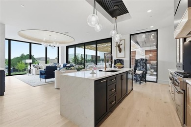 Luxury condo FULLY FURNISHED offering resort-style living in - photo 18