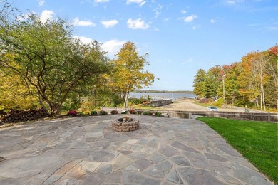 Enjoy the best of everything with wide open Sebago Lake views - photo 18