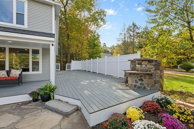 Enjoy the best of everything with wide open Sebago Lake views - photo 19