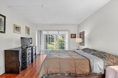 This seller is packed and ready to head up North. Step into this - photo 22