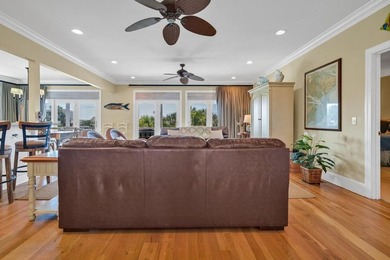 Custom built, 5BR/5BA home on the corner of Pompano, w/ ocean - photo 7