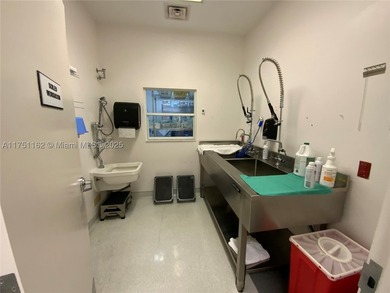 !!!VALUE-ADD MEDICAL OFFICE OPPORTUNITY | FLEXIBLE OCCUPANCY | - photo 28
