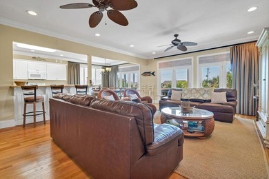 Custom built, 5BR/5BA home on the corner of Pompano, w/ ocean - photo 9