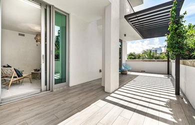 The Royal Palm Villa is an exceptionally rare offering at Royal - photo 30