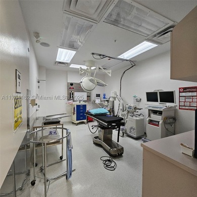 !!!VALUE-ADD MEDICAL OFFICE OPPORTUNITY | FLEXIBLE OCCUPANCY | - photo 33