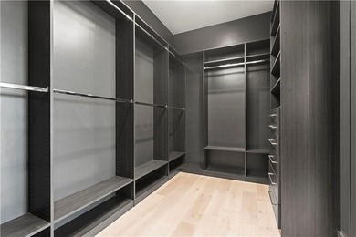 Luxury condo FULLY FURNISHED offering resort-style living in - photo 35