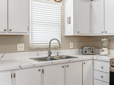 Charming FURNISHED home located in the beautiful Orange Blossom - photo 8