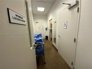 !!!VALUE-ADD MEDICAL OFFICE OPPORTUNITY | FLEXIBLE OCCUPANCY | - photo 40