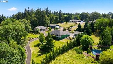 OPEN SUNDAY JULY 26th FROM 12pm - 2pm.Country living meets - photo 45