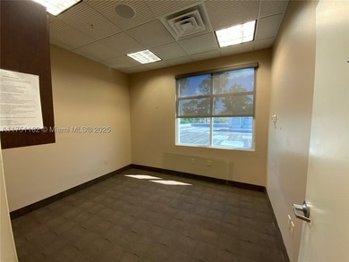 !!!VALUE-ADD MEDICAL OFFICE OPPORTUNITY | FLEXIBLE OCCUPANCY | - photo 46
