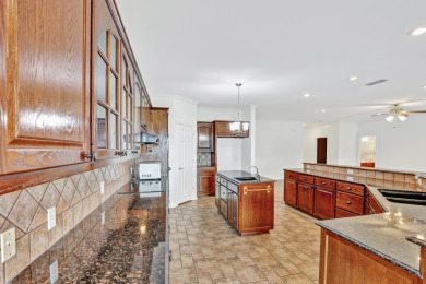 PANORAMIC LAKE VIEWS LOCATED IN COOTS COVE PRICED BELOW APPRAISAL - photo 19