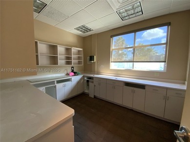 !!!VALUE-ADD MEDICAL OFFICE OPPORTUNITY | FLEXIBLE OCCUPANCY | - photo 49