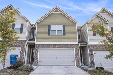Green Valley Lake Townhome/Townhouse Sale Pending in Fairburn Georgia