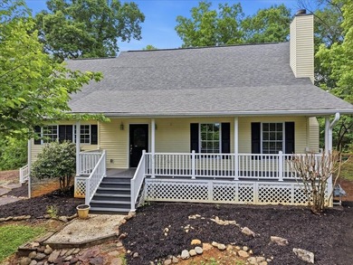 Welcome home to 256 Cedarwood Drive, a remarkable Sevierville - photo 1