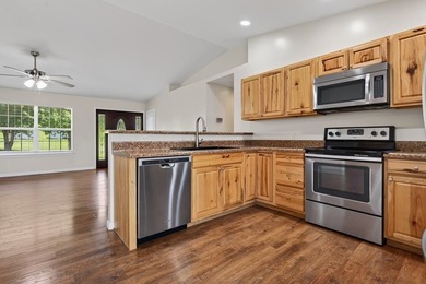 Welcome to this well-maintained, move-in-ready, 4-bedroom - photo 13