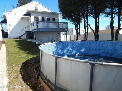 Looking for a move in ready home? This is the one for you. Home