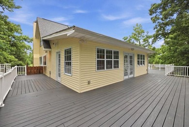 Welcome home to 256 Cedarwood Drive, a remarkable Sevierville - photo 4