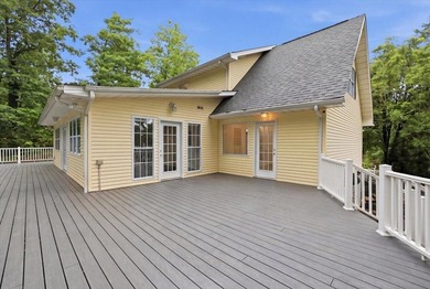 Welcome home to 256 Cedarwood Drive, a remarkable Sevierville - photo 5