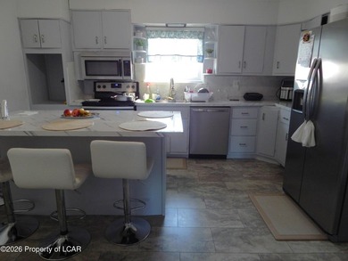 Looking for a move in ready home? This is the one for you. Home