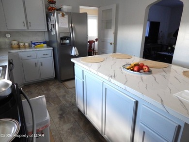 Looking for a move in ready home? This is the one for you. Home