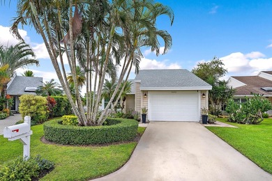 In the heart of Palm Beach Gardens this 2-bedroom, 2-bath home - photo 24