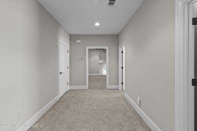 Waterfront Living in The Shores of Lake Caroline | 4 Bedrooms /3 - photo 26
