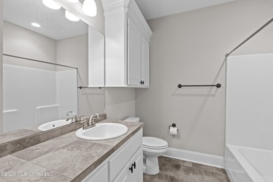 Waterfront Living in The Shores of Lake Caroline | 4 Bedrooms /3 - photo 27