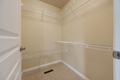 Welcome to this well-maintained, move-in-ready, 4-bedroom - photo 32