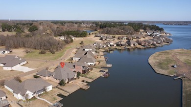 Waterfront Living in The Shores of Lake Caroline | 4 Bedrooms /3 - photo 49
