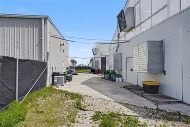 Exceptional opportunity to acquire a fully equipped - photo 6