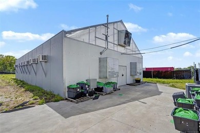 Exceptional opportunity to acquire a fully equipped - photo 7