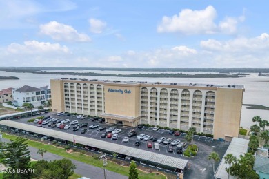 (private lake, pond, creek) Condo Sale Pending in Port Orange Florida