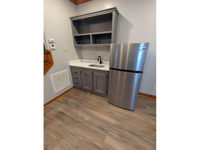NOTE: Additional 1BR/1BA and kitchenette in above garage guest - photo 18