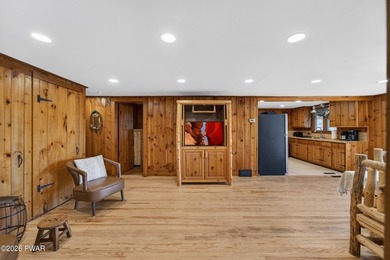 LAKEFRONT CHALET WITH A PRIVATE DOCK LOCATED IN A STR FRIENDLY - photo 18