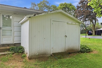 Charming three-bedroom ranch in Chili in the Gates Chili School - photo 25