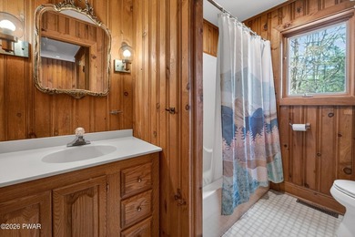 LAKEFRONT CHALET WITH A PRIVATE DOCK LOCATED IN A STR FRIENDLY - photo 30