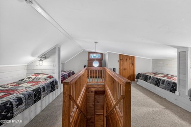 LAKEFRONT CHALET WITH A PRIVATE DOCK LOCATED IN A STR FRIENDLY - photo 31