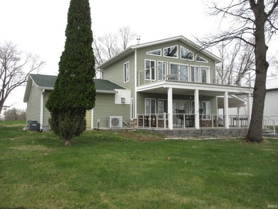 Take another look! Updated photos showcase this home and views - photo 3