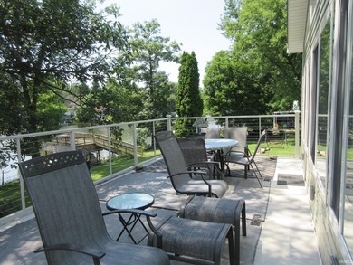 Take another look! Updated photos showcase this home and views - photo 7