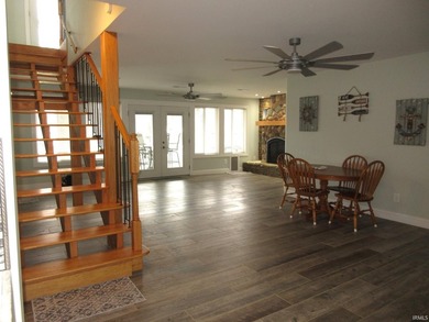 Take another look! Updated photos showcase this home and views - photo 9