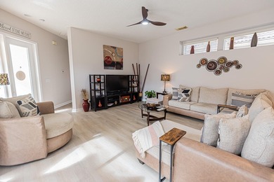 Experience the perfect blend of privacy and style in this - photo 3