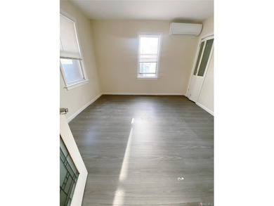 Rare 4Family Property in Flushing Prime Location with Oversized - photo 8
